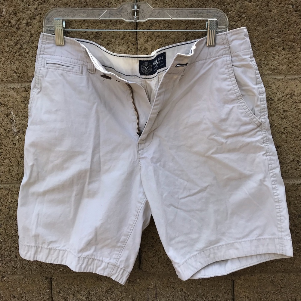 ❌SOLD❌American eagle men’s chino shorts